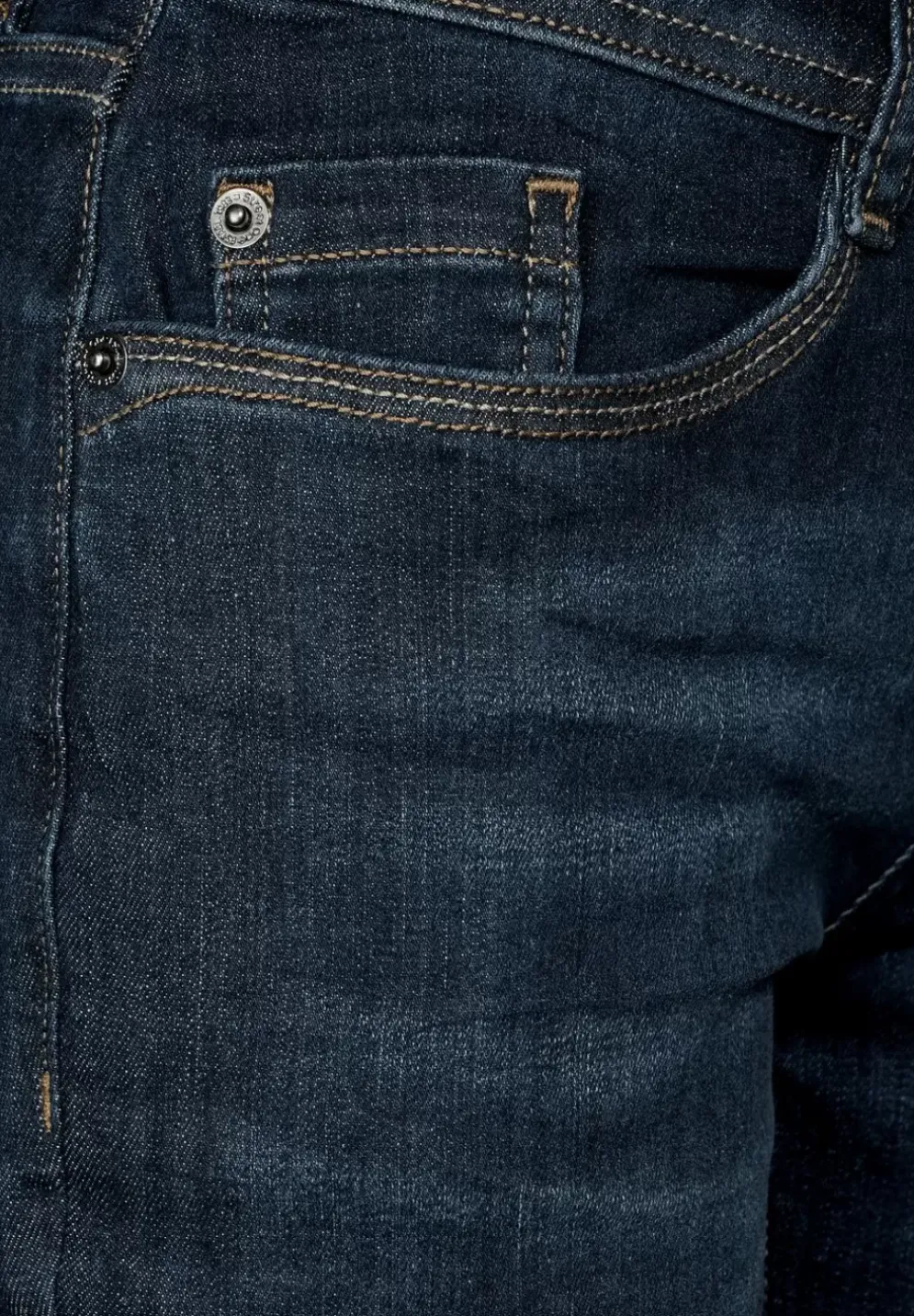 Casual Fit Jeans