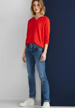 Casual Fit Jeans