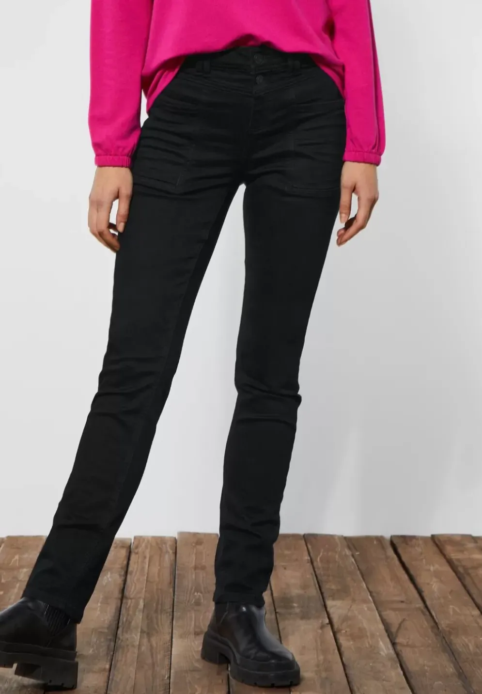Casual Fit Jeans