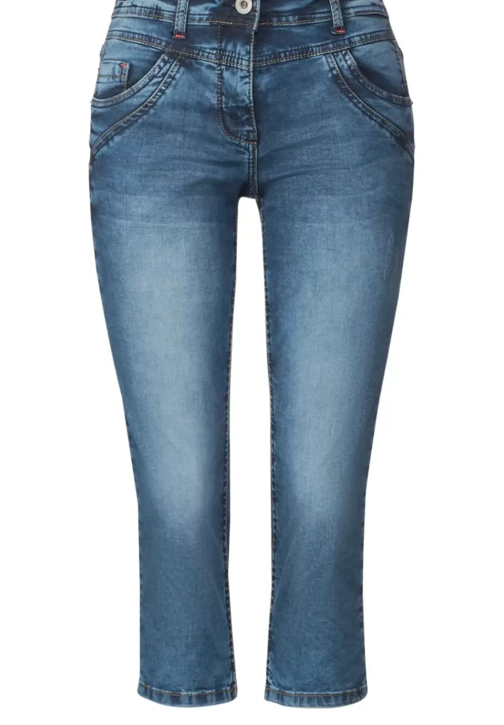 Casual Fit Jeans In 3/4