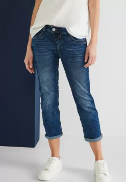 Casual Fit Jeans In 7/8
