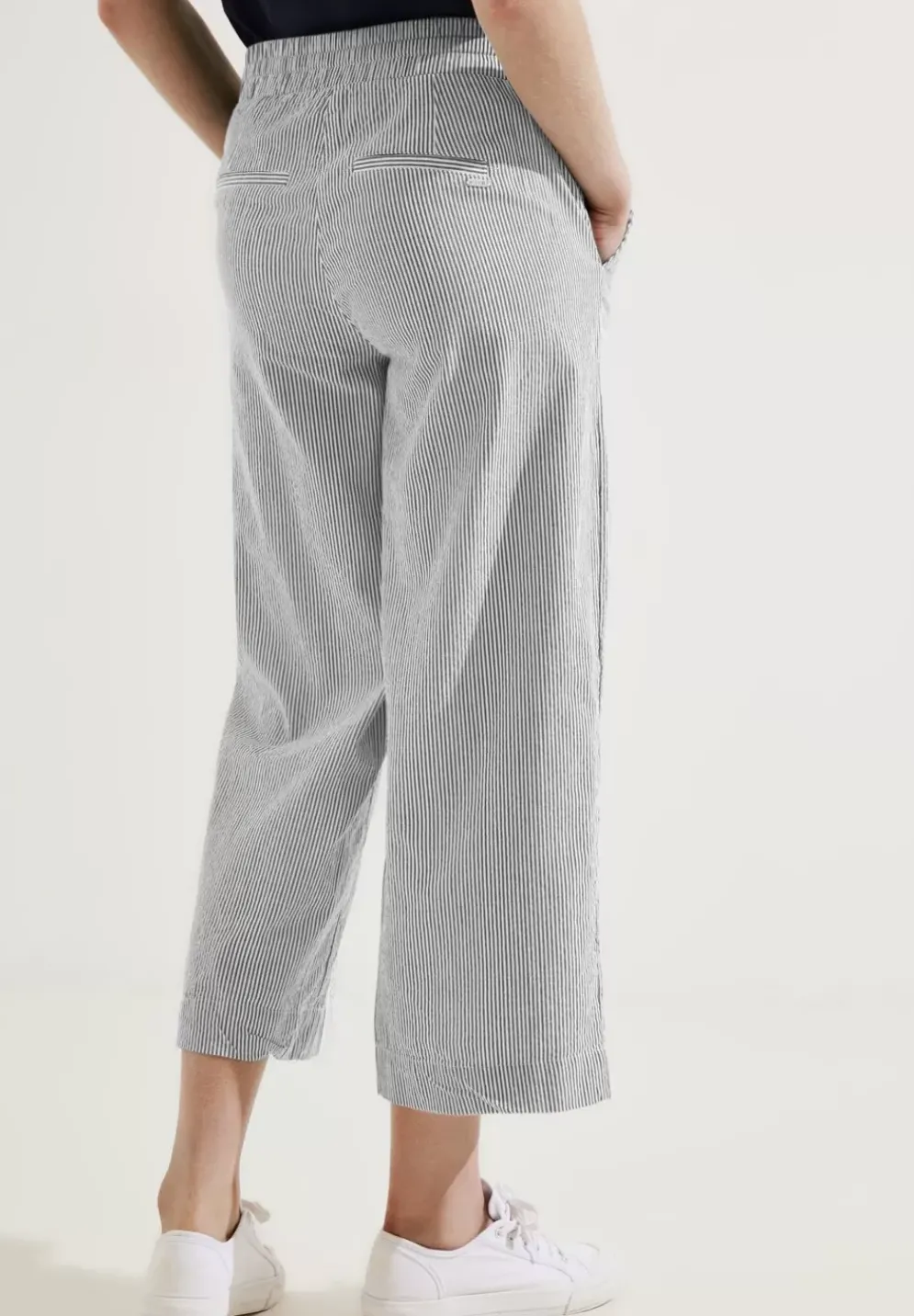 Casual Fit Mit Wide Legs