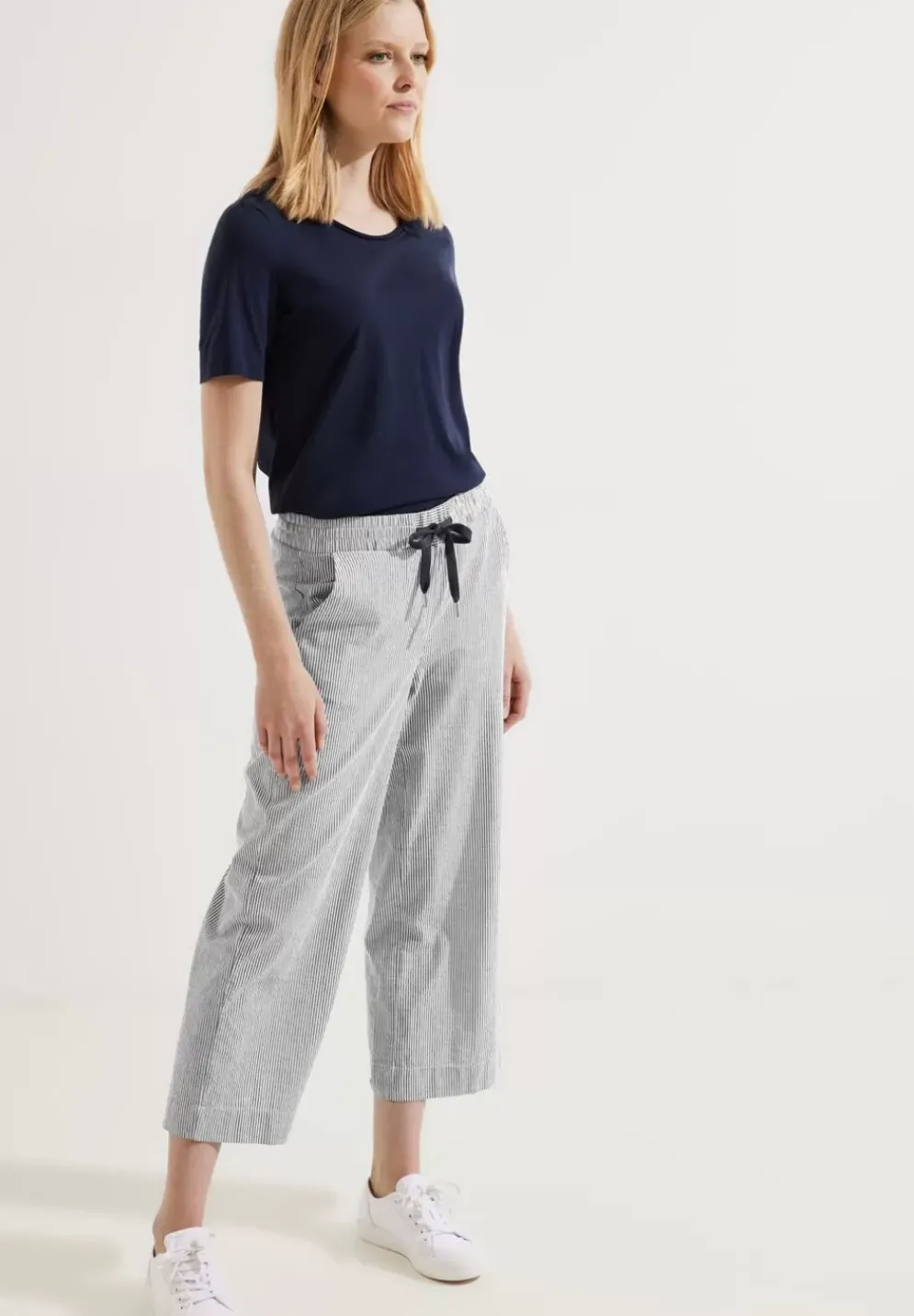 Casual Fit Mit Wide Legs