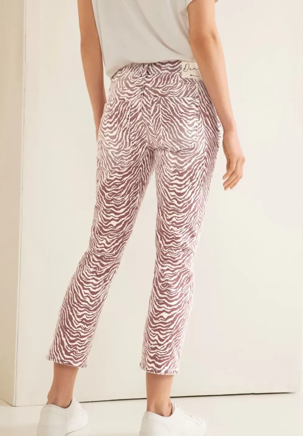 Casual Fit Printhose In 7/8