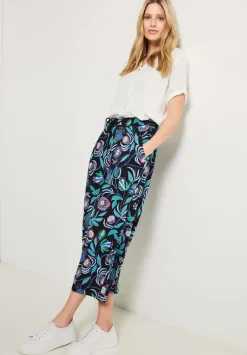 Casual Fit Printhose In 3/4
