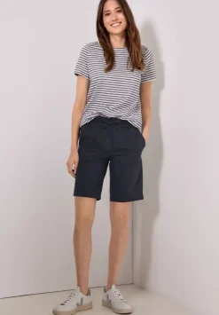 Casual Fit Shorts
