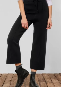Casual Fit Strickhose