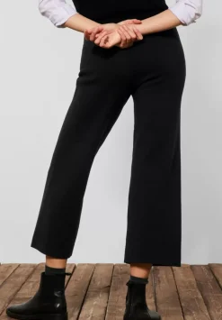 Casual Fit Strickhose