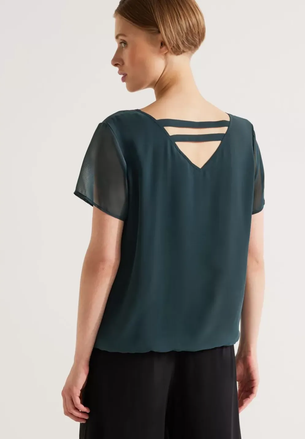Chiffonbluse Mit Cut Outs