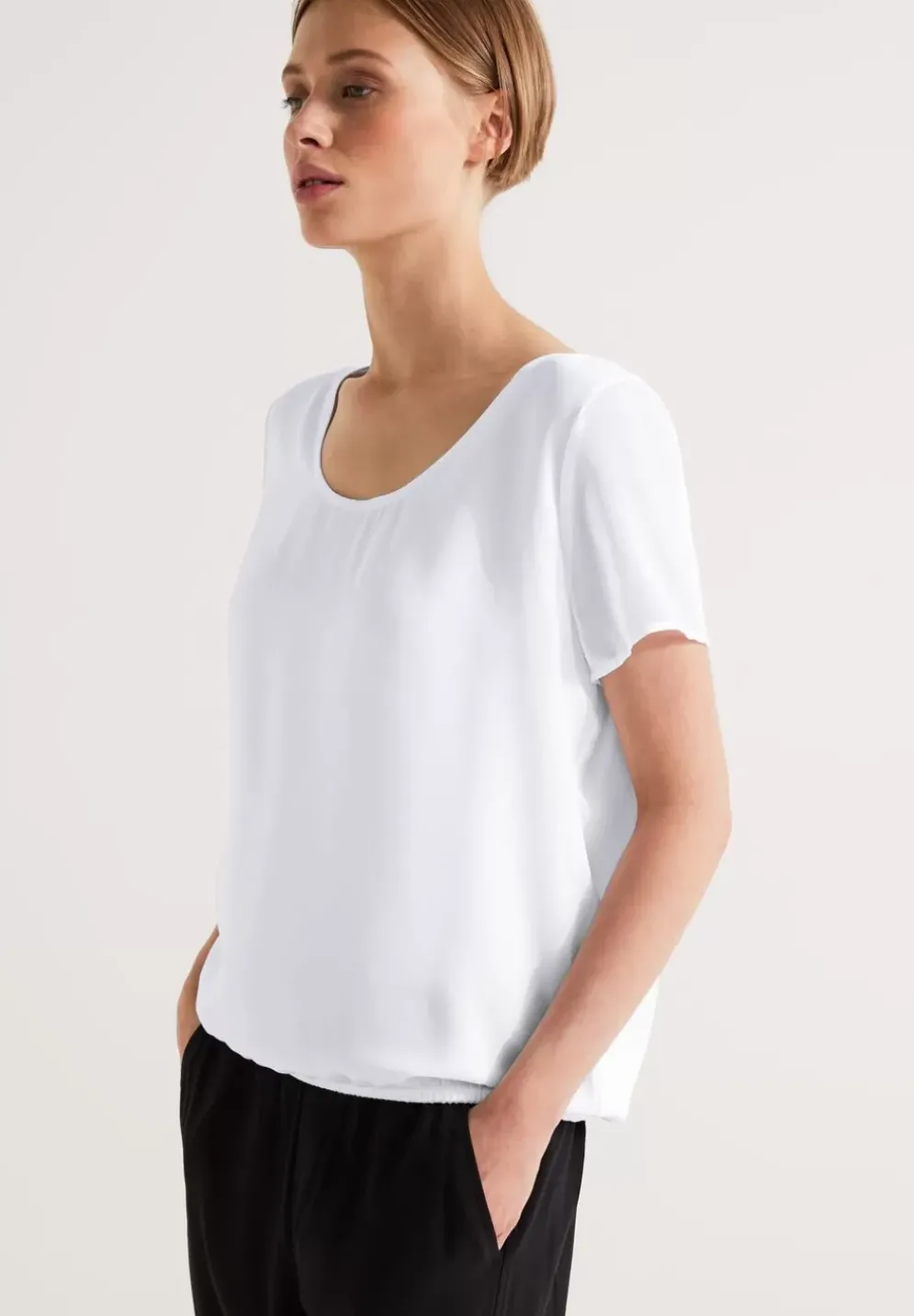 Chiffonbluse Mit Cut Outs