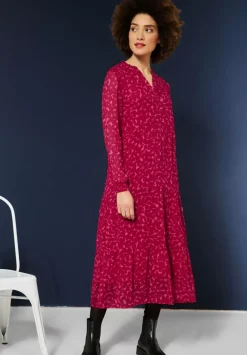 Chiffonkleid Im Tunikastyle