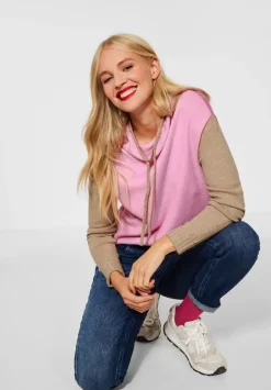 Colorblock Pullover