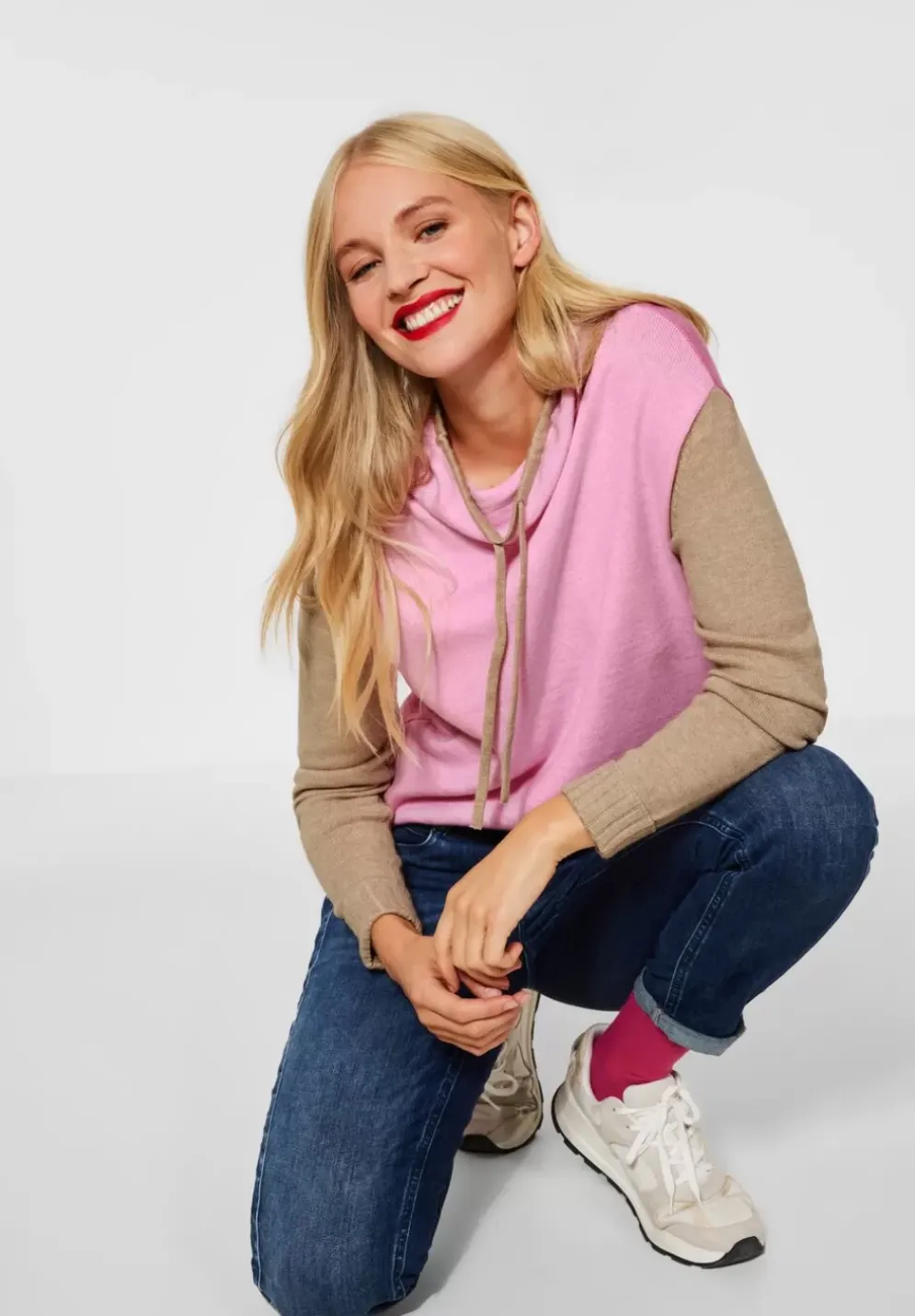 Colorblock Pullover