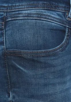 Denim In High Waist