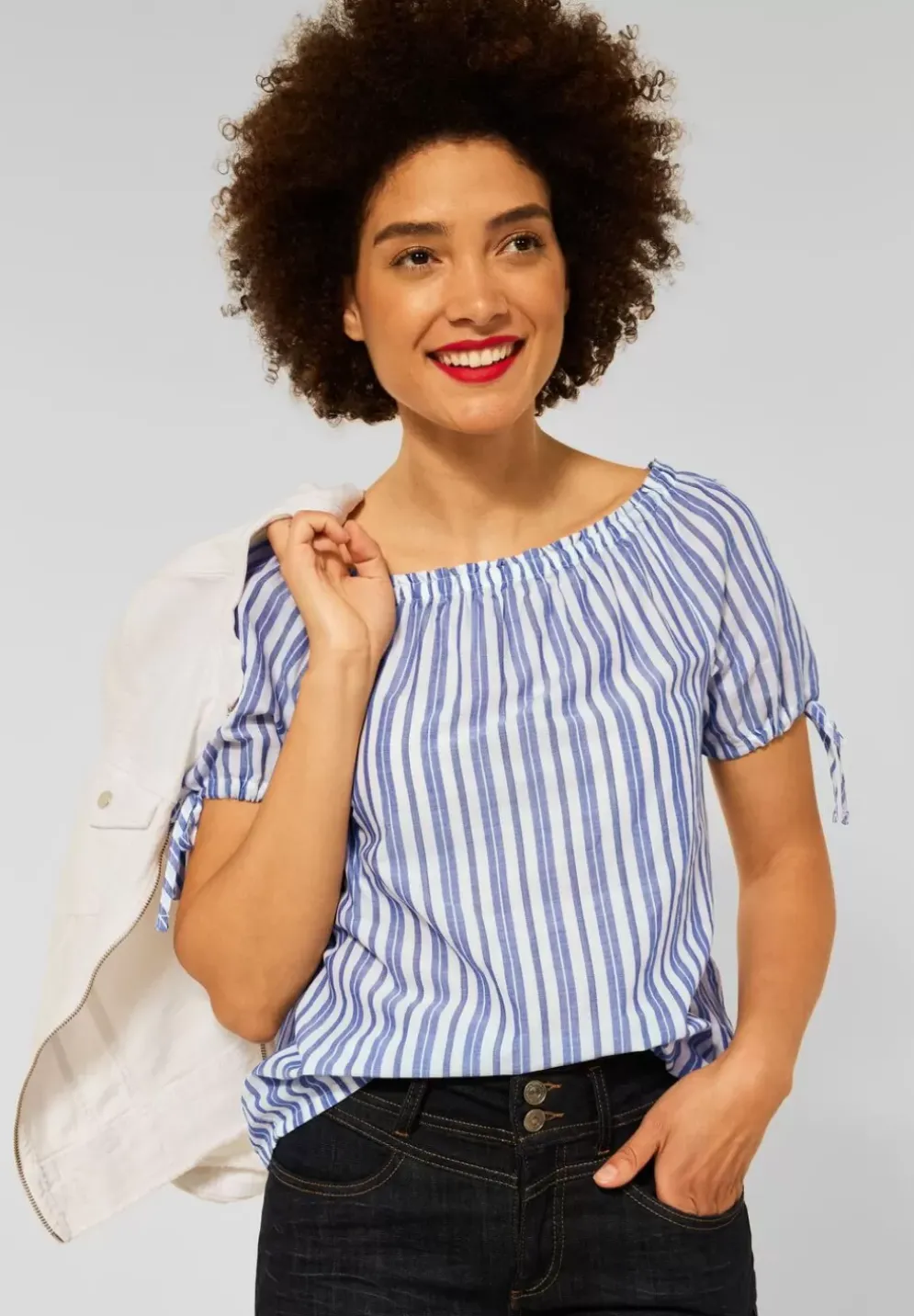 Gestreifte Carmenbluse