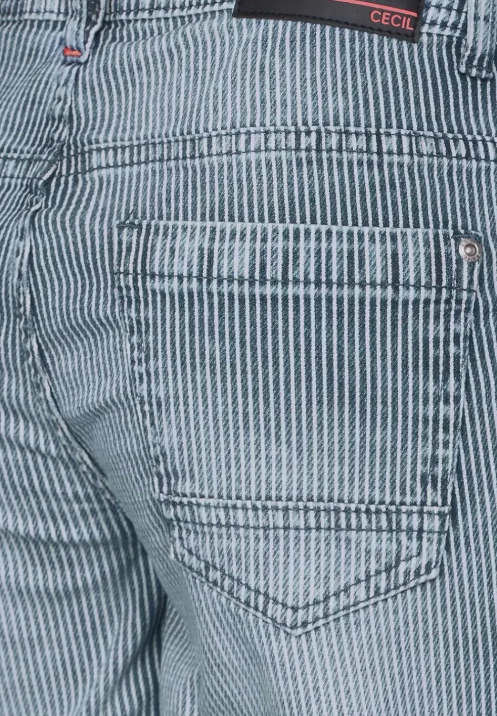 Gestreifte Loose Fit Shorts