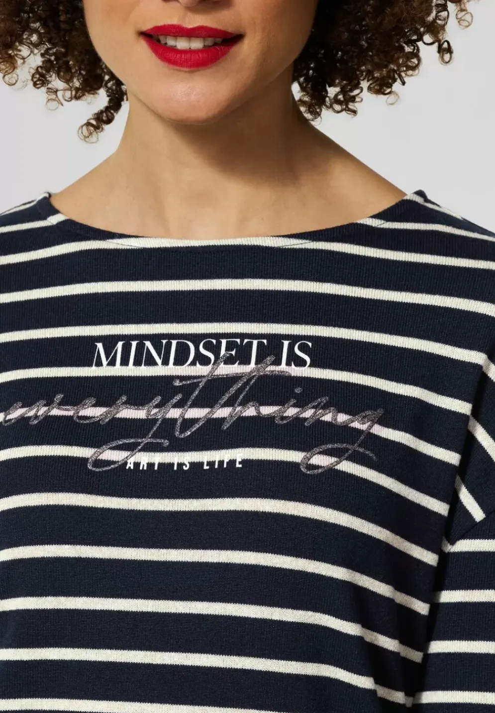 Gestreiftes Langarmshirt