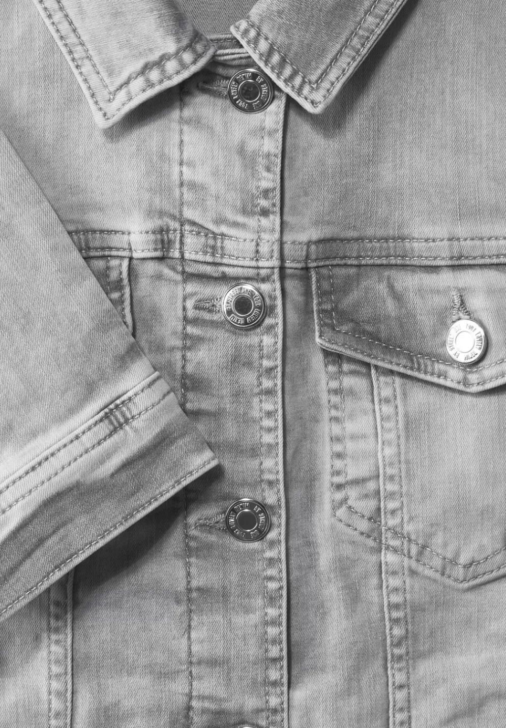 Graue Jeansjacke