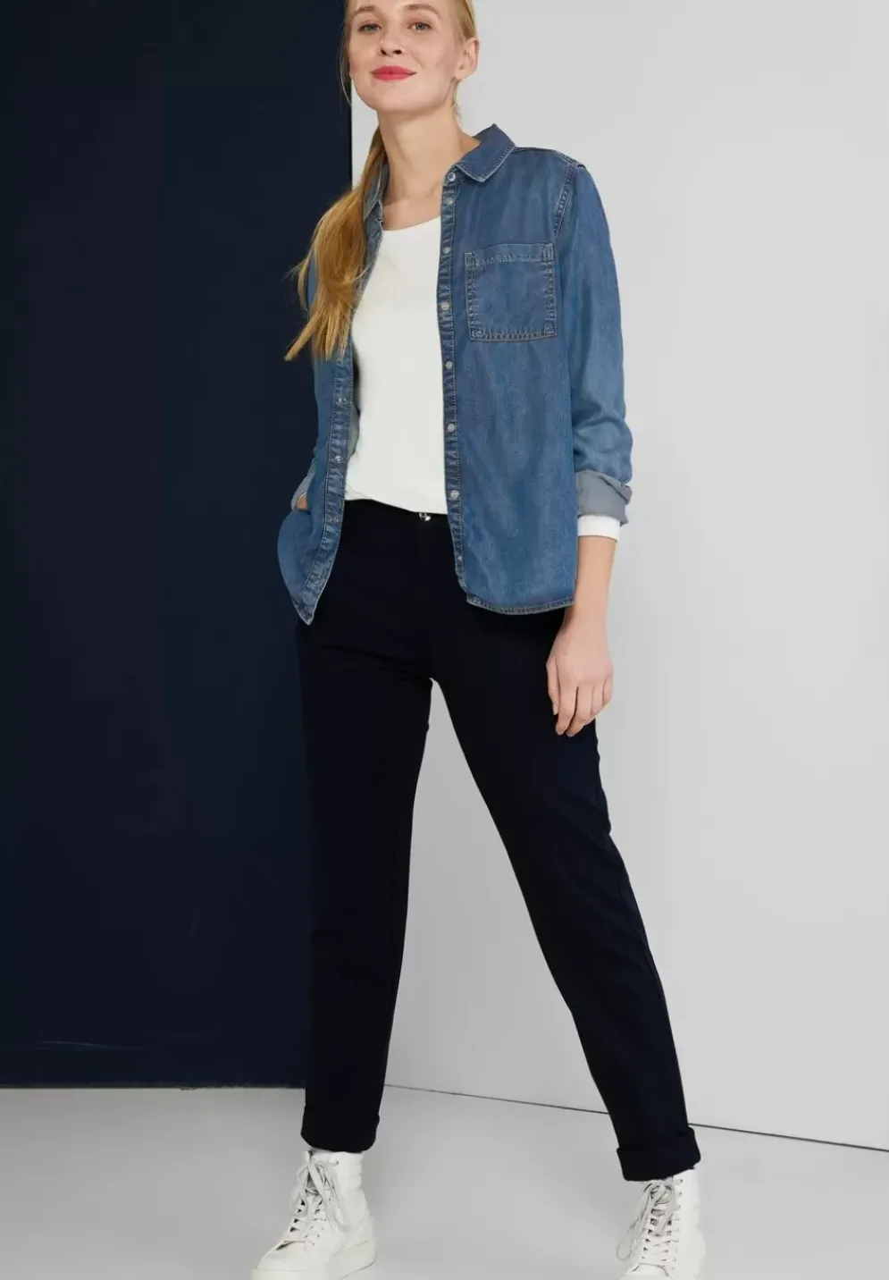Jeansbluse Mit Brusttasche