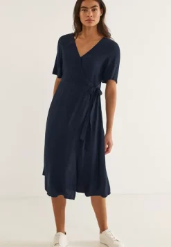 Kleid Im Wrap Style