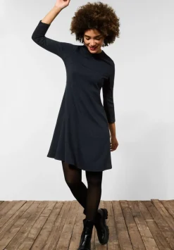 Kleid In A-Linie