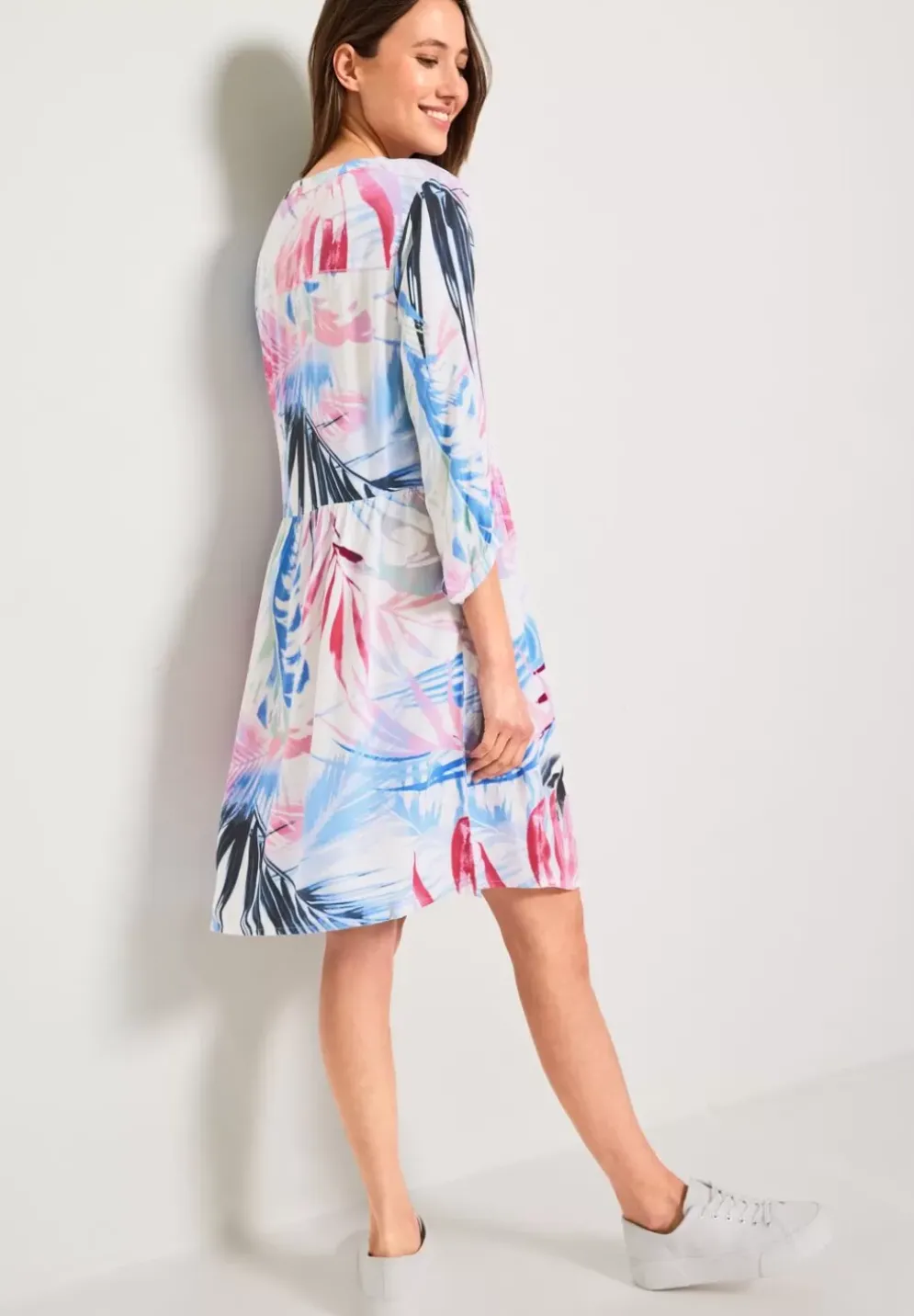 Kleid Mit Blatterprint