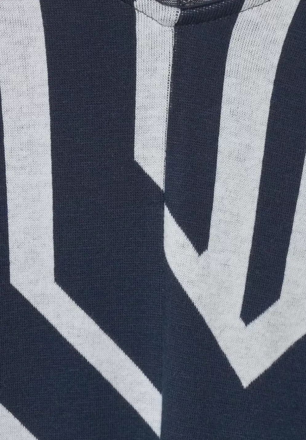 Kleid Mit Grafischem Print