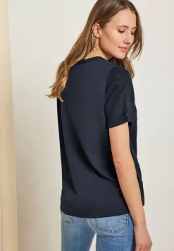 Leinenbluse Im Materialmix