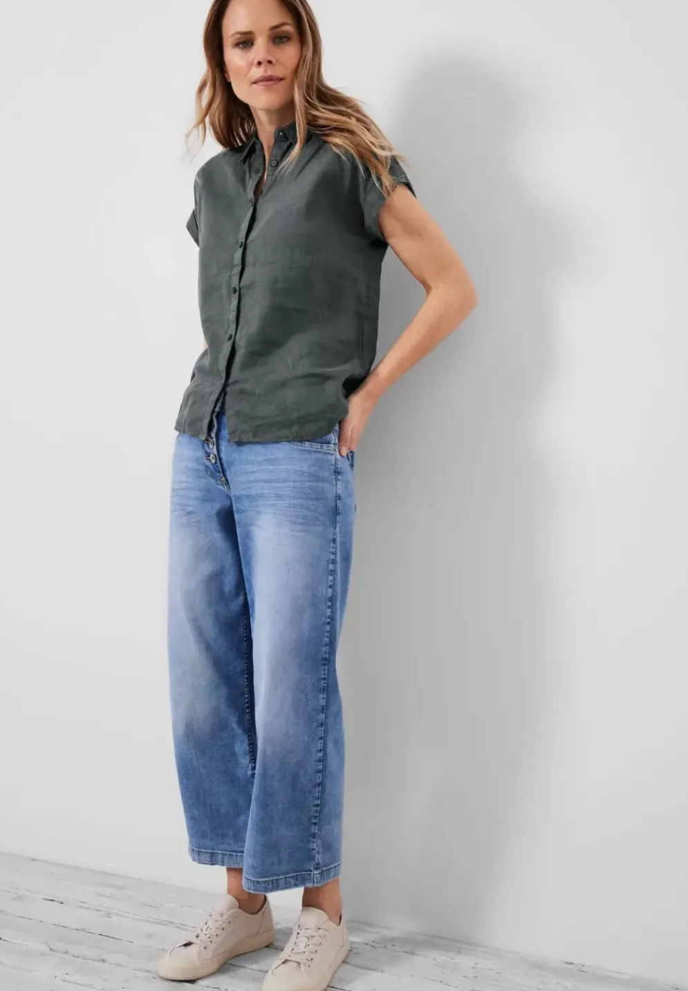 Leinenbluse Mit Knopfleiste