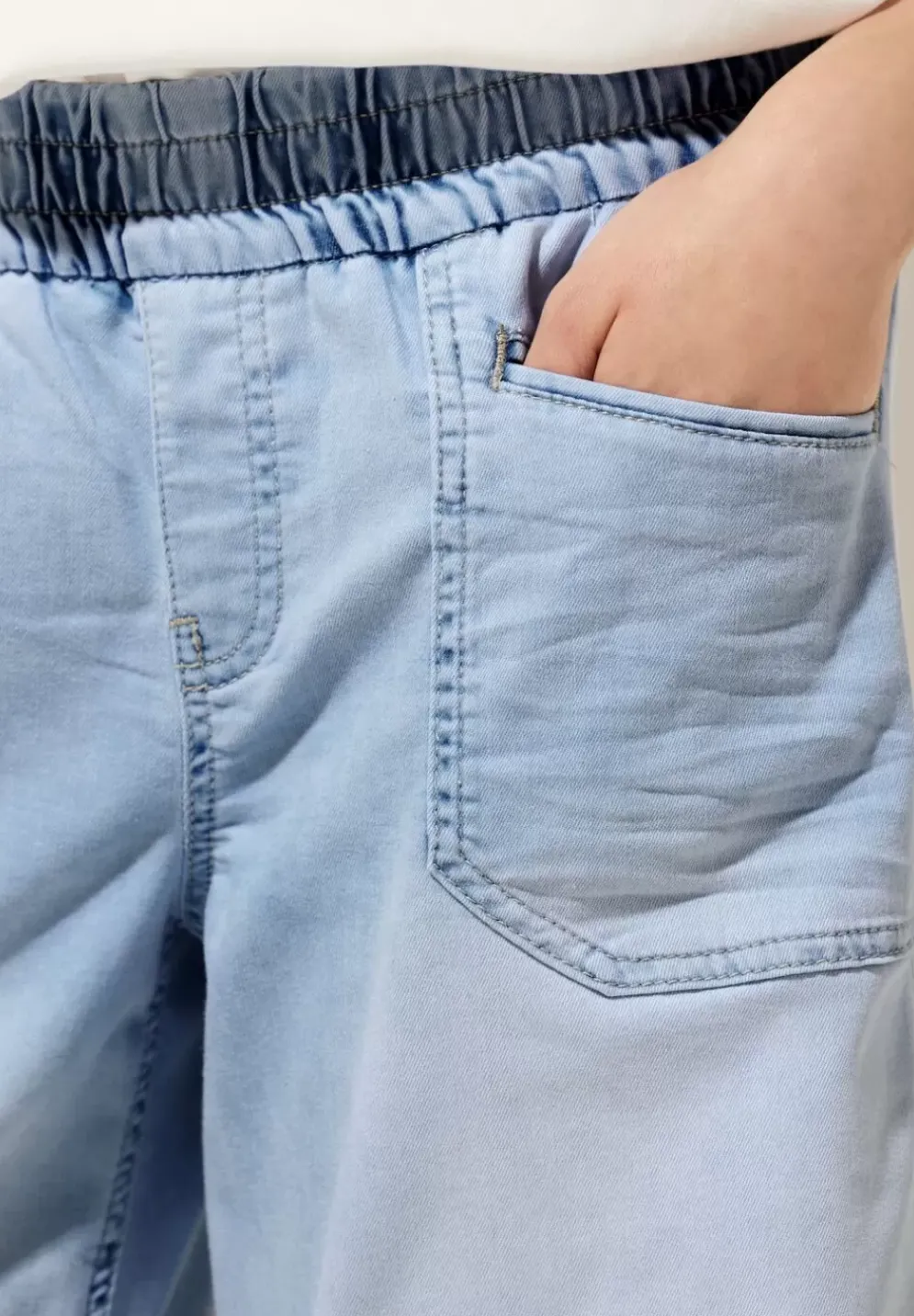 Loose Fit Culotte Jeans