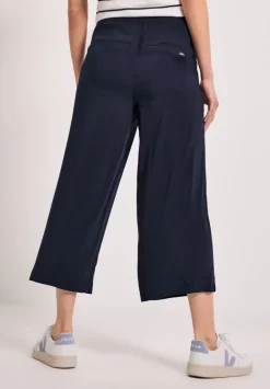 Loose Fit Hose