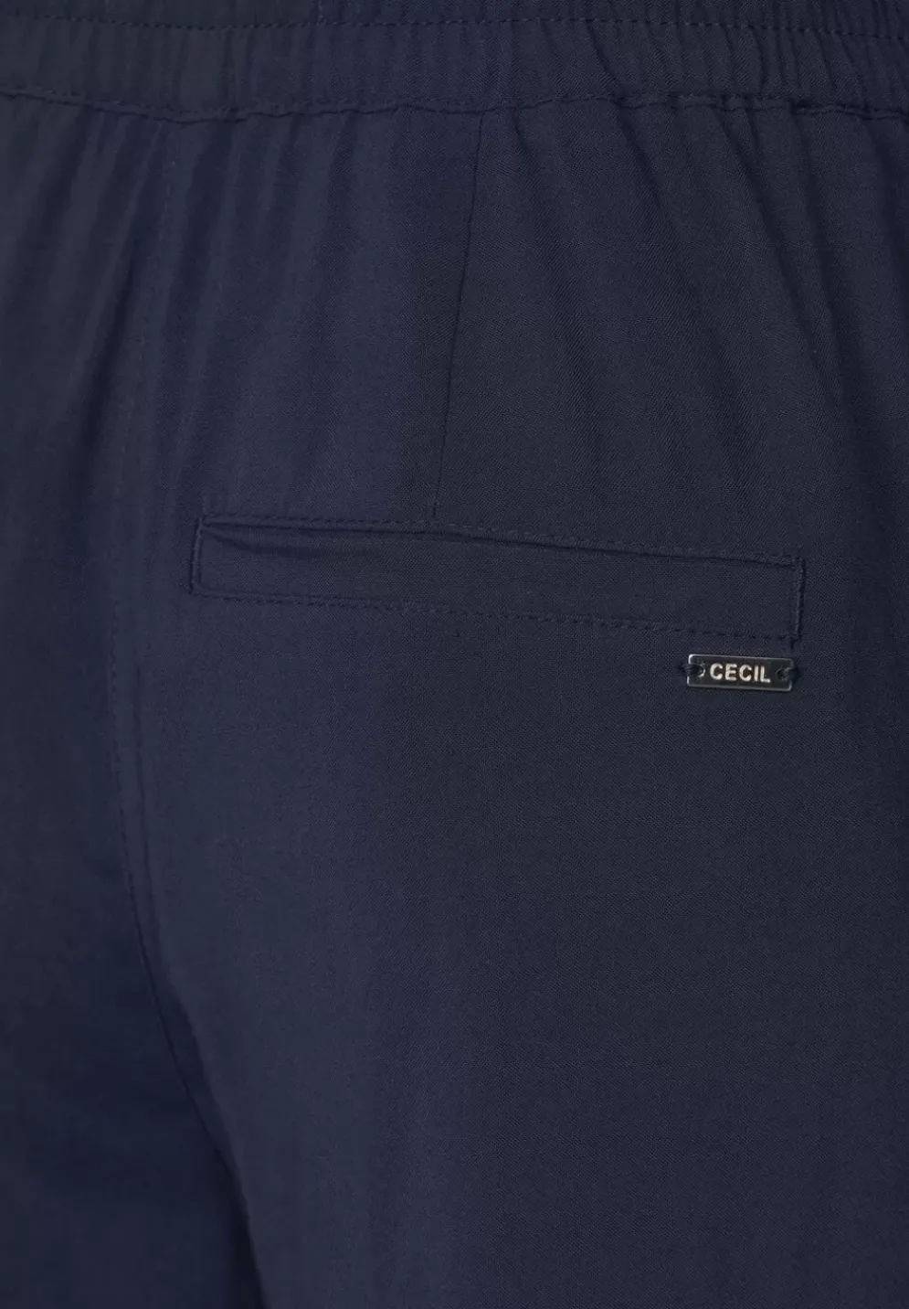 Loose Fit Hose