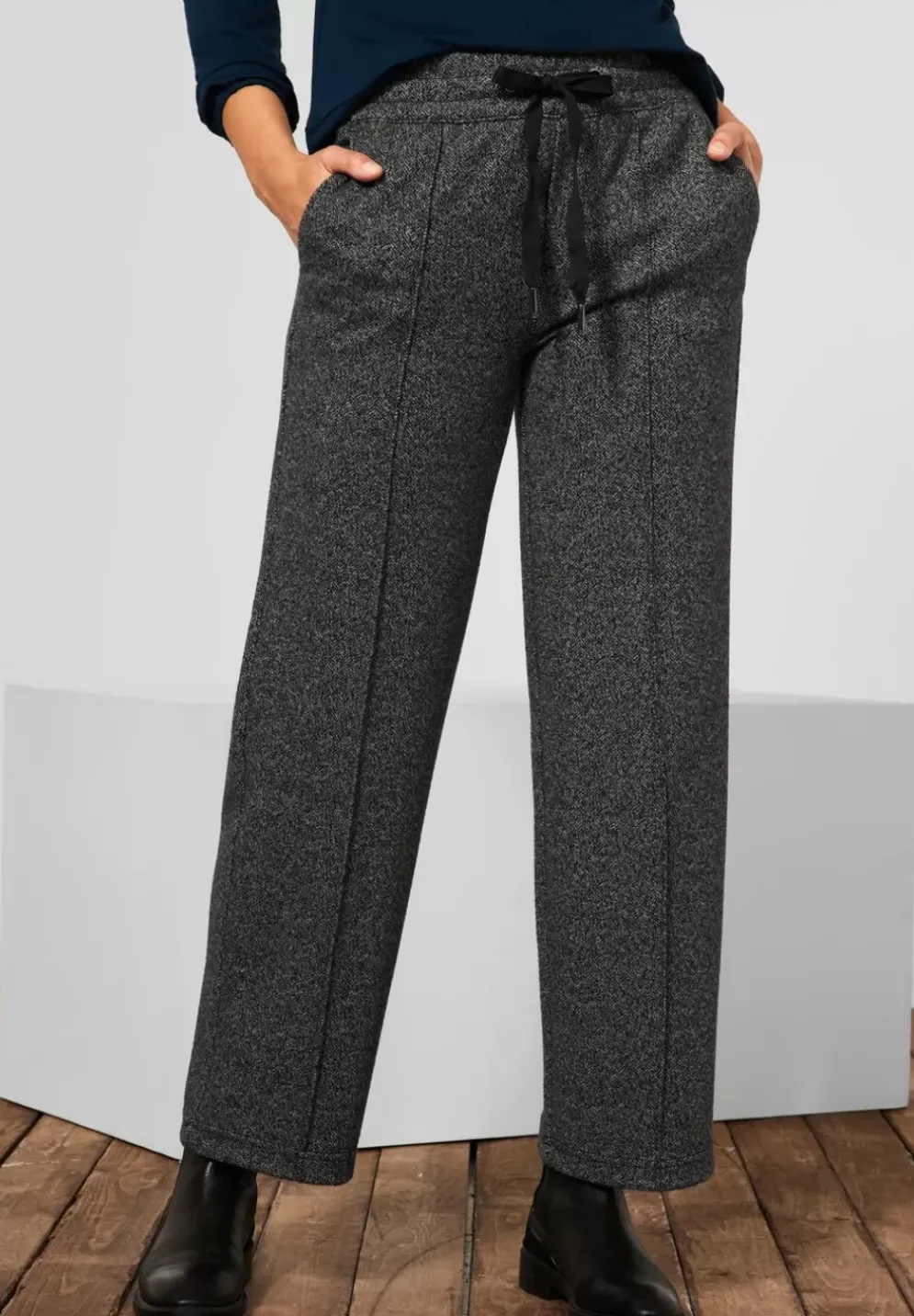 Loose Fit Hose