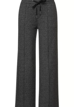 Loose Fit Hose