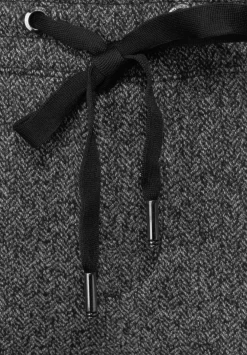 Loose Fit Hose