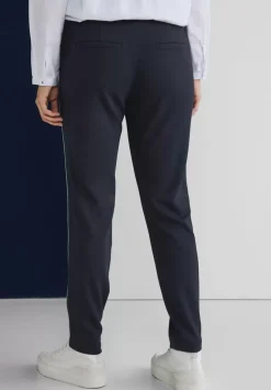 Loose Fit Hose