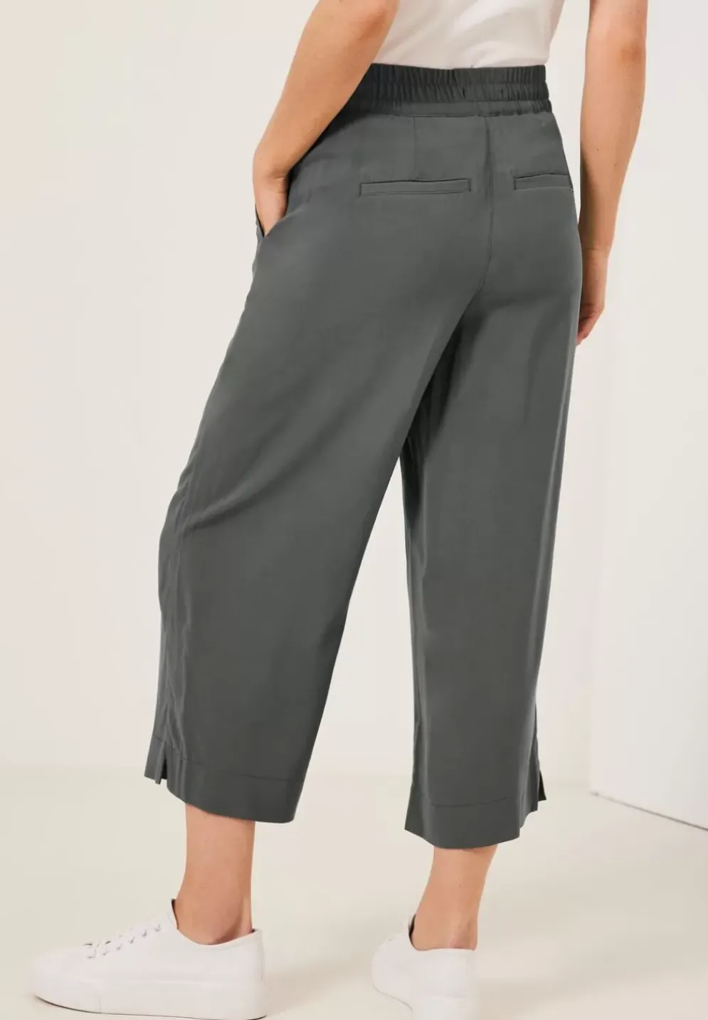 Loose Fit Hose