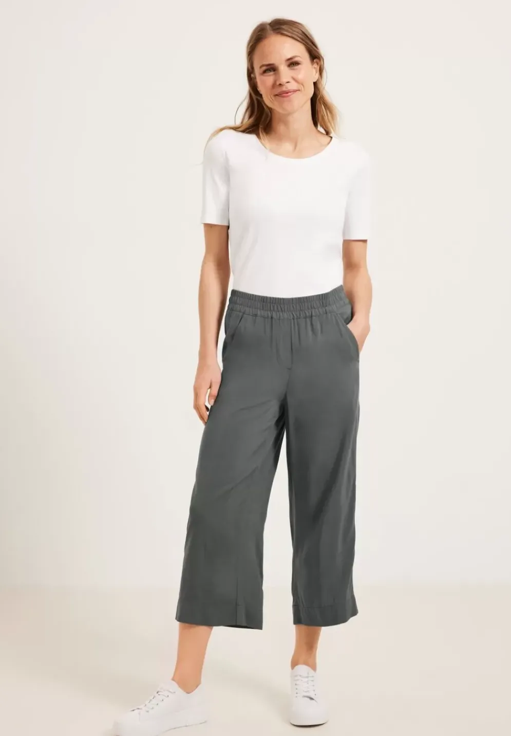 Loose Fit Hose