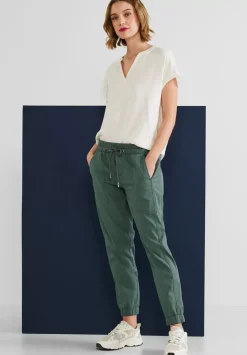 Loose Fit Hose