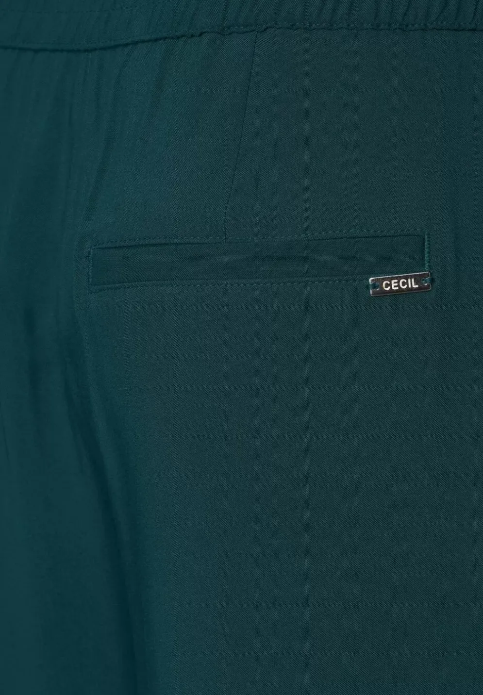 Loose Fit Hose