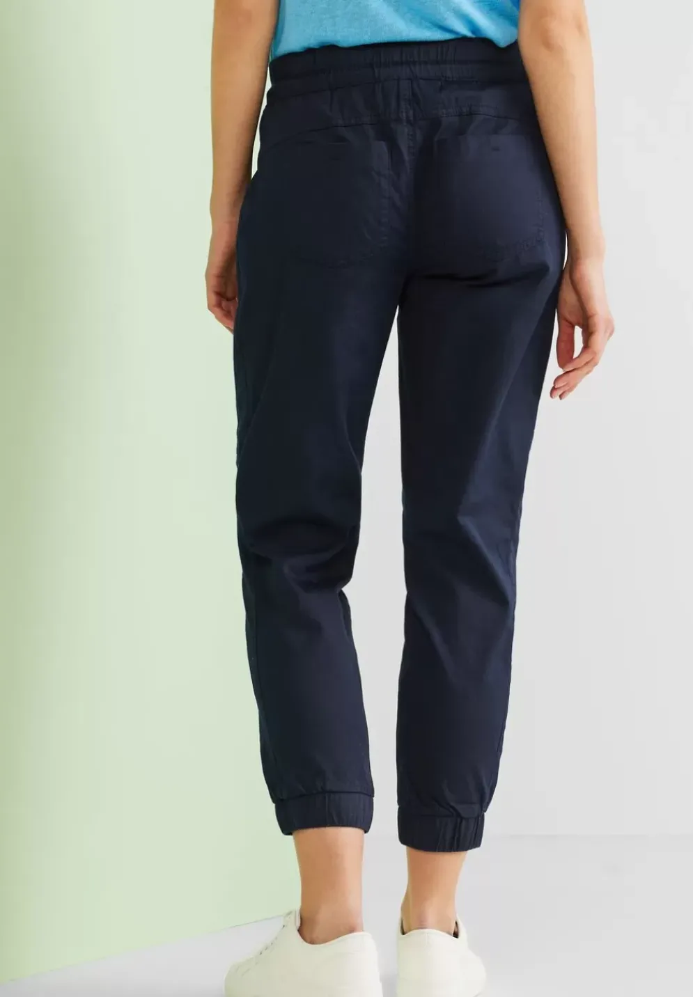 Loose Fit Hose