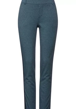 Loose Fit Hose