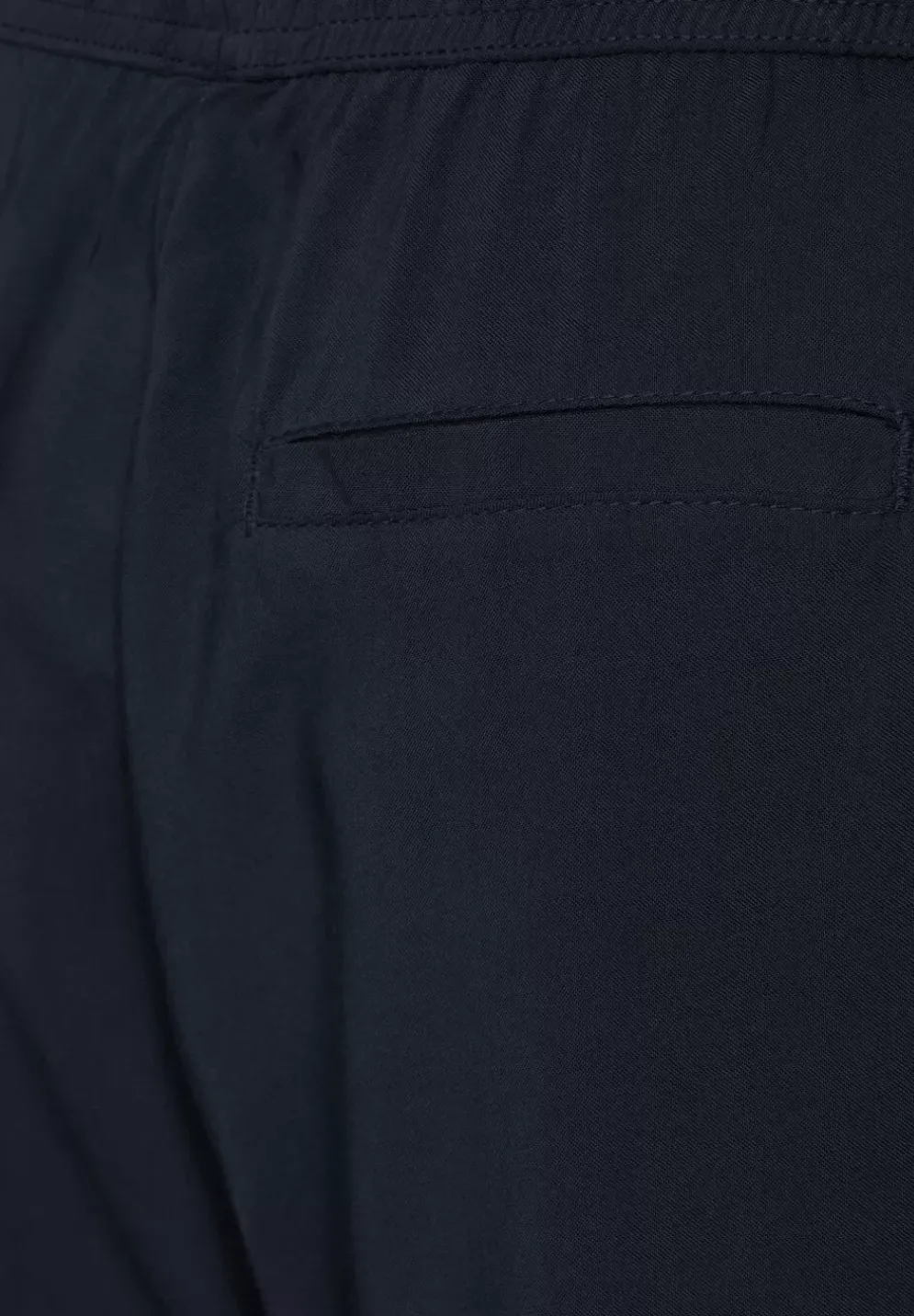 Loose Fit Hose