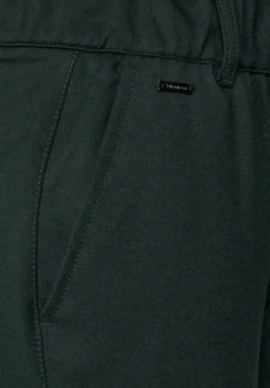 Loose Fit Hose