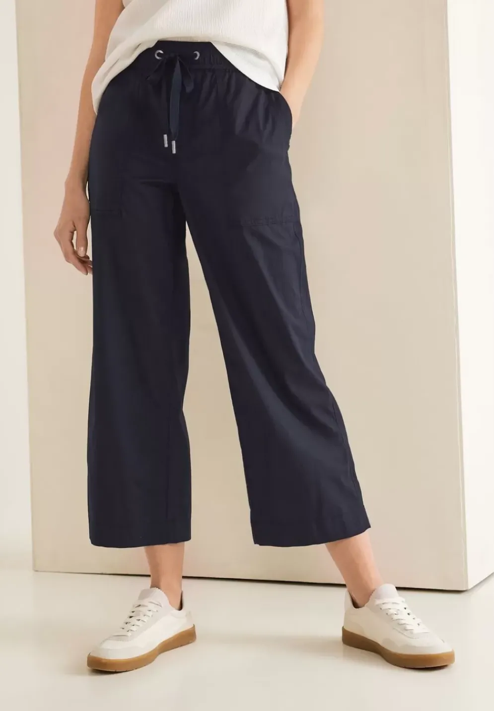 Loose Fit Hose