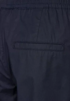 Loose Fit Hose