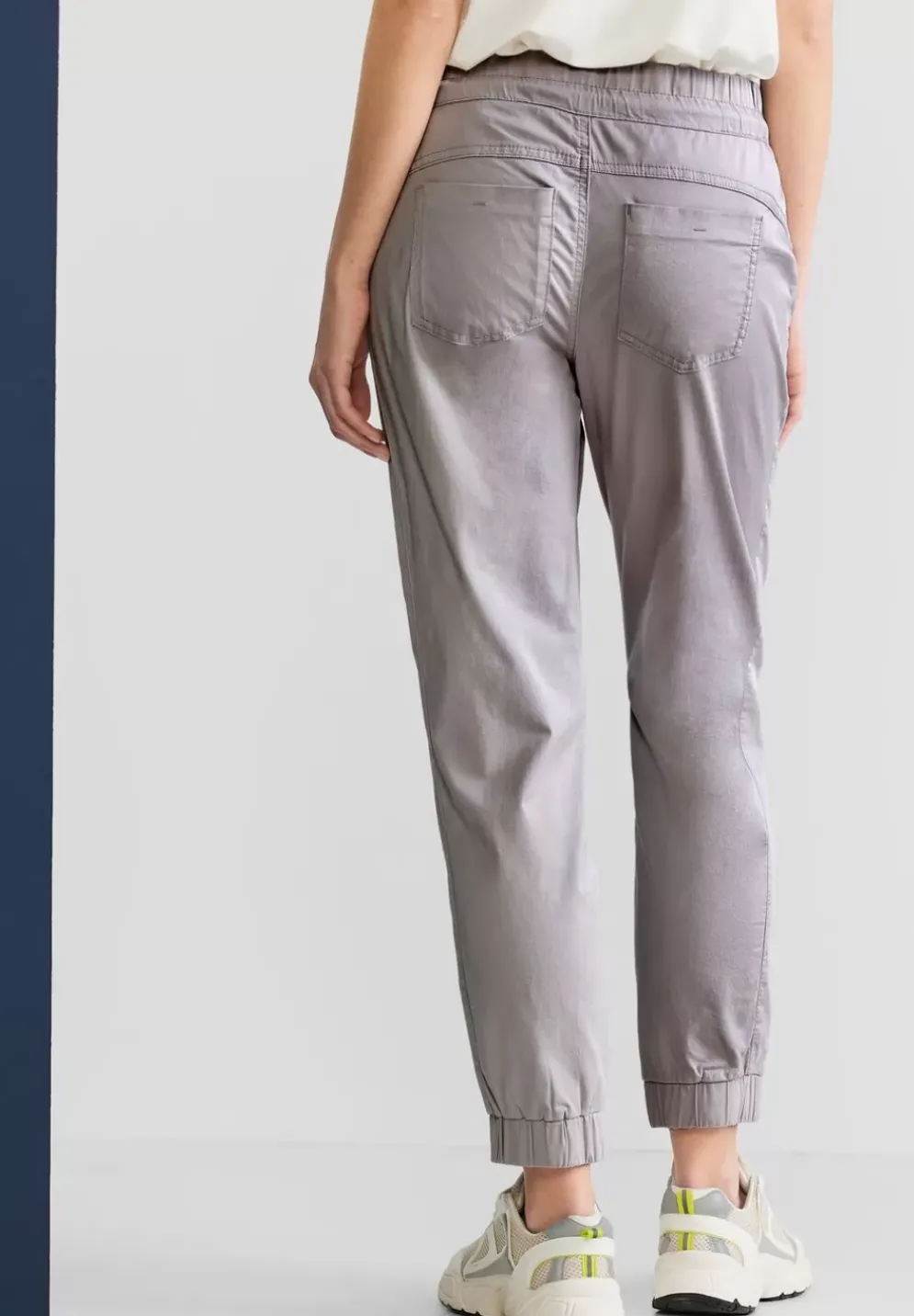 Loose Fit Hose