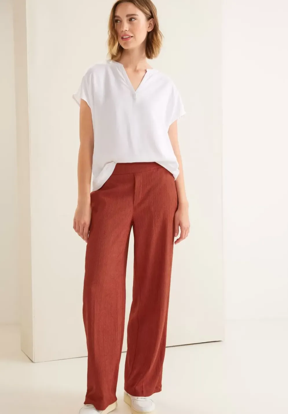 Loose Fit Hose Mit Crincle