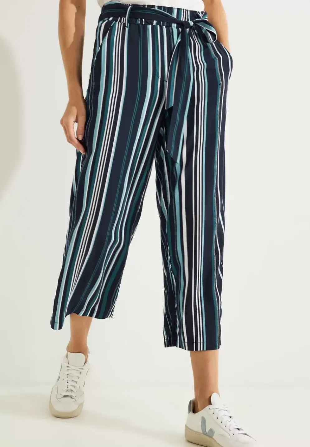 Loose Fit Hose Mit Streifen