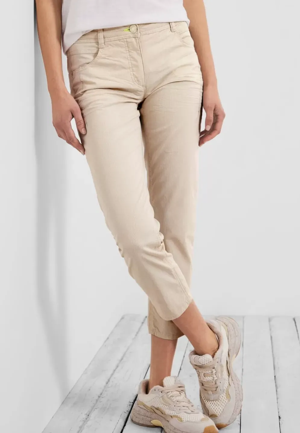 Loose Fit Hose Mit Stretch